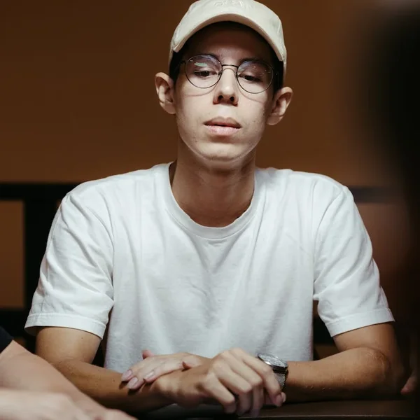 炸金花应用棋牌游戏